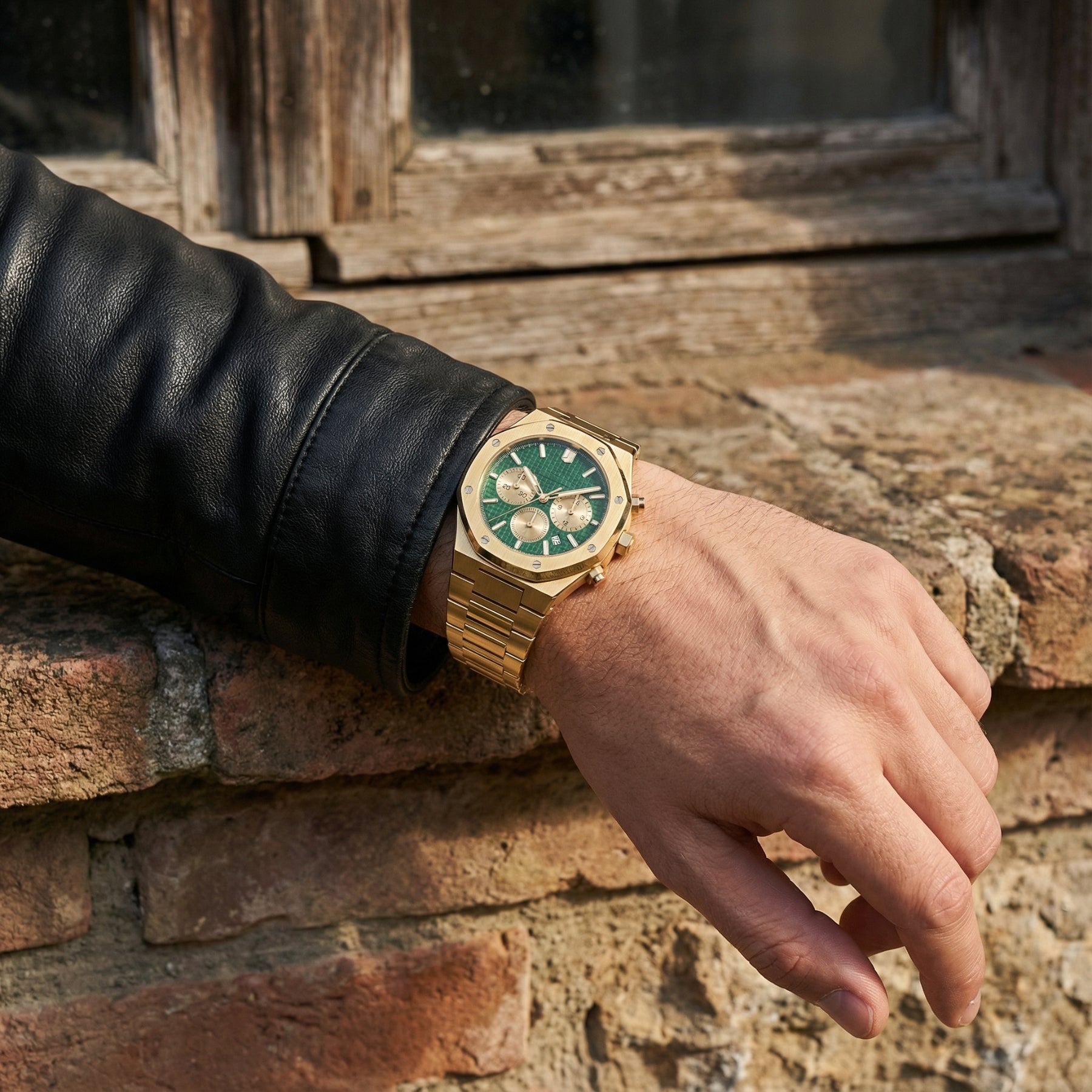 SAPHRON KRNNO men’s chronograph watch gold green dial